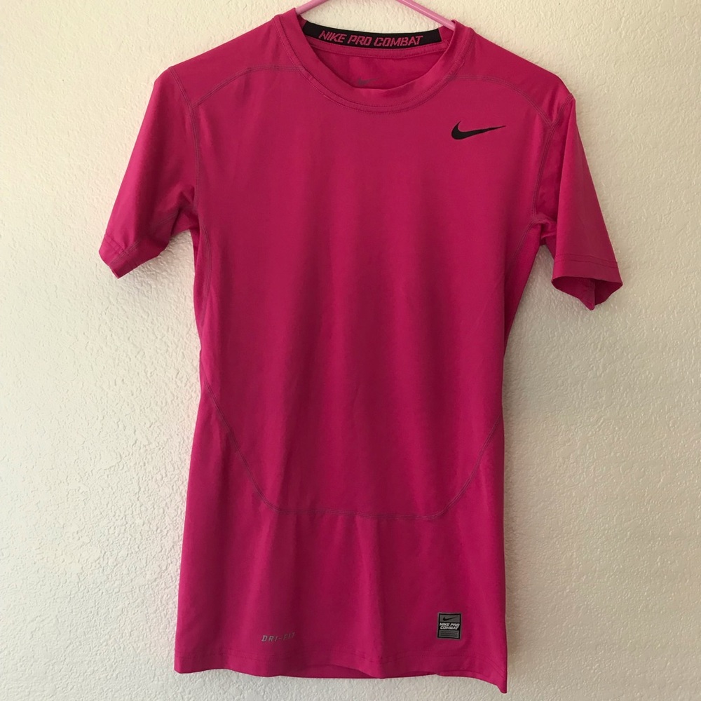 Nike • Pro Combat • Dri Fit • workout shirt • sz M